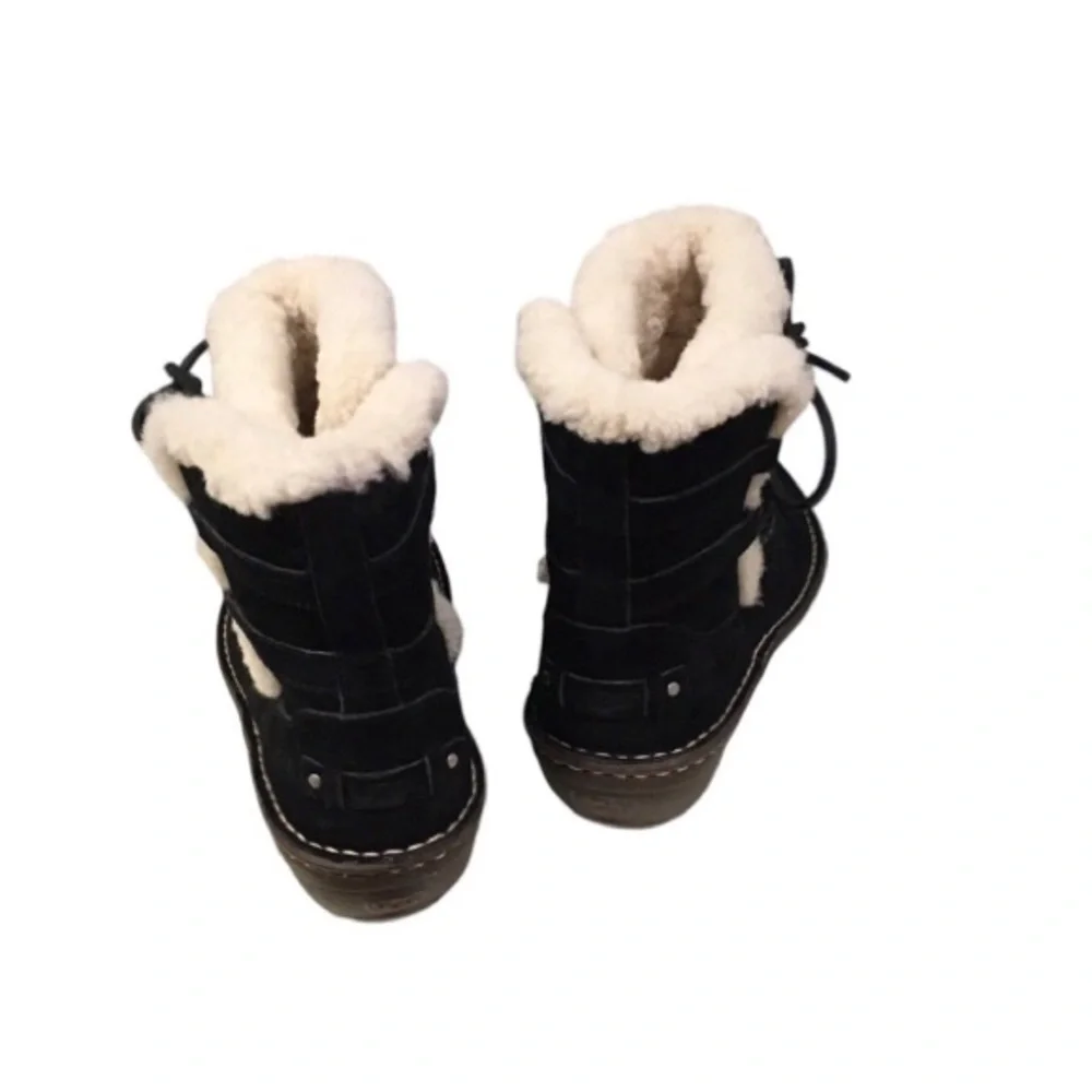 UGG Original Black Leather Sheepskin Boots Shoes 7.